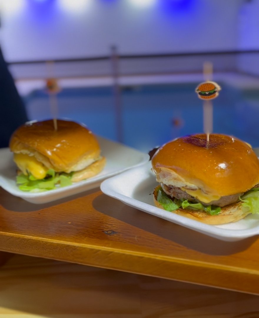 Mini burgers